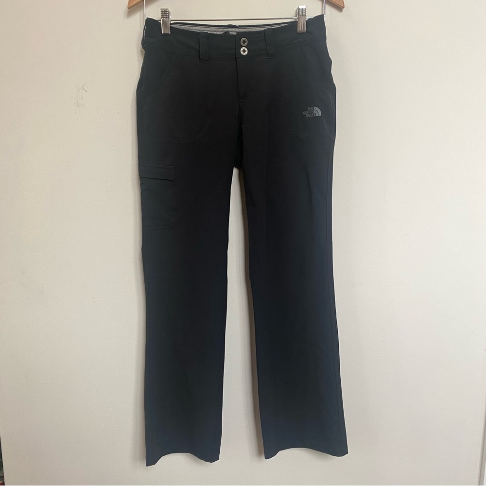THE NORTH FACE Women’s Almatta Motion Cargo Pants, 0